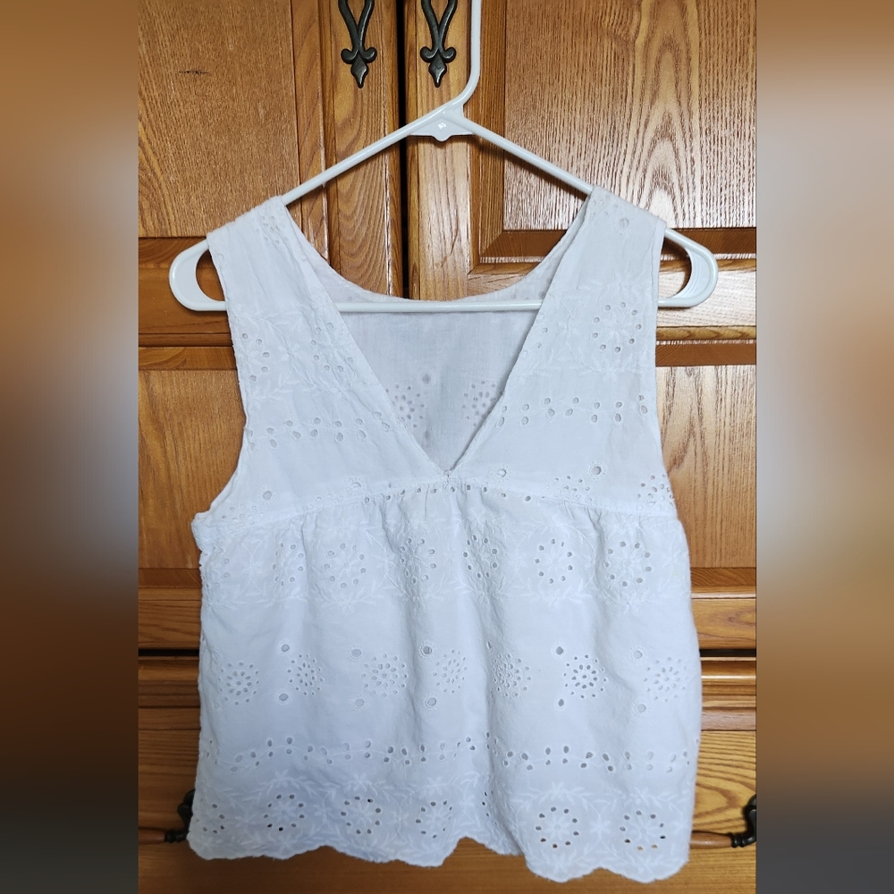White Eyelet Sleeveless Top
